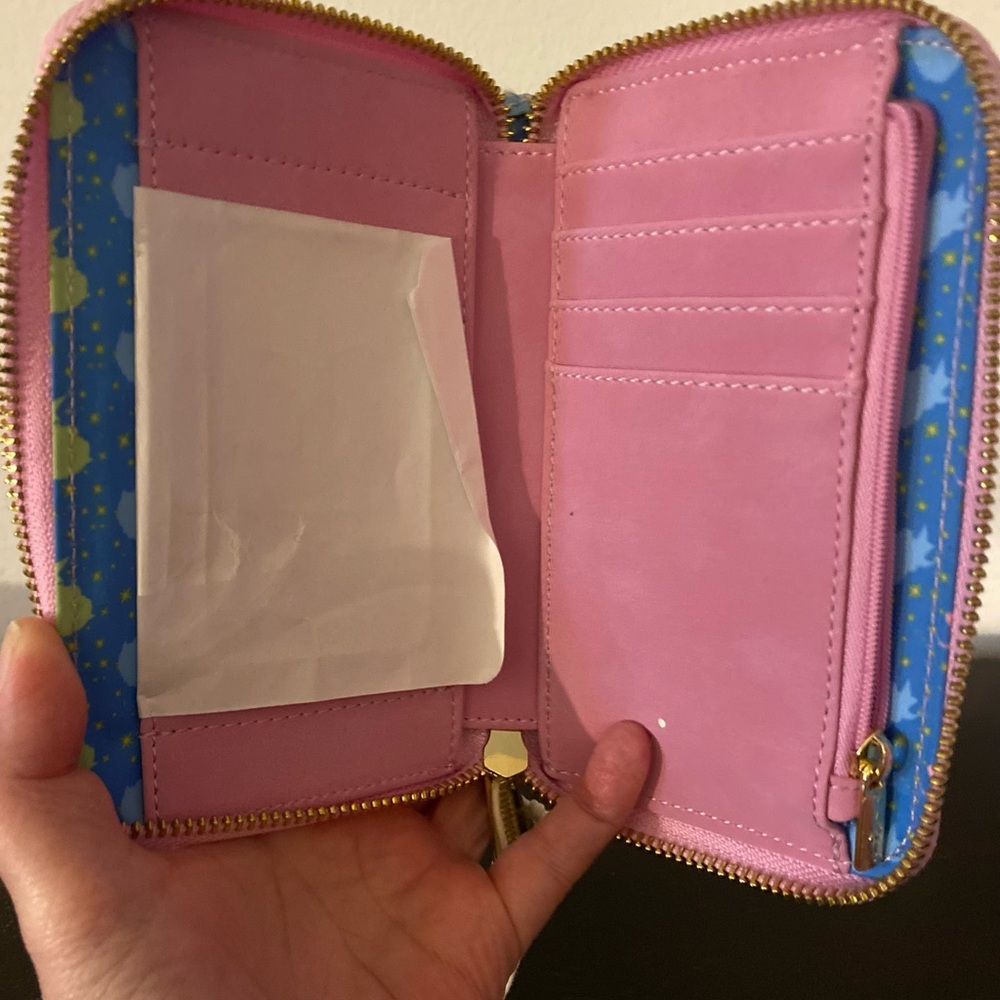 Disney Loungefly Wallet - Picture 3 of 4